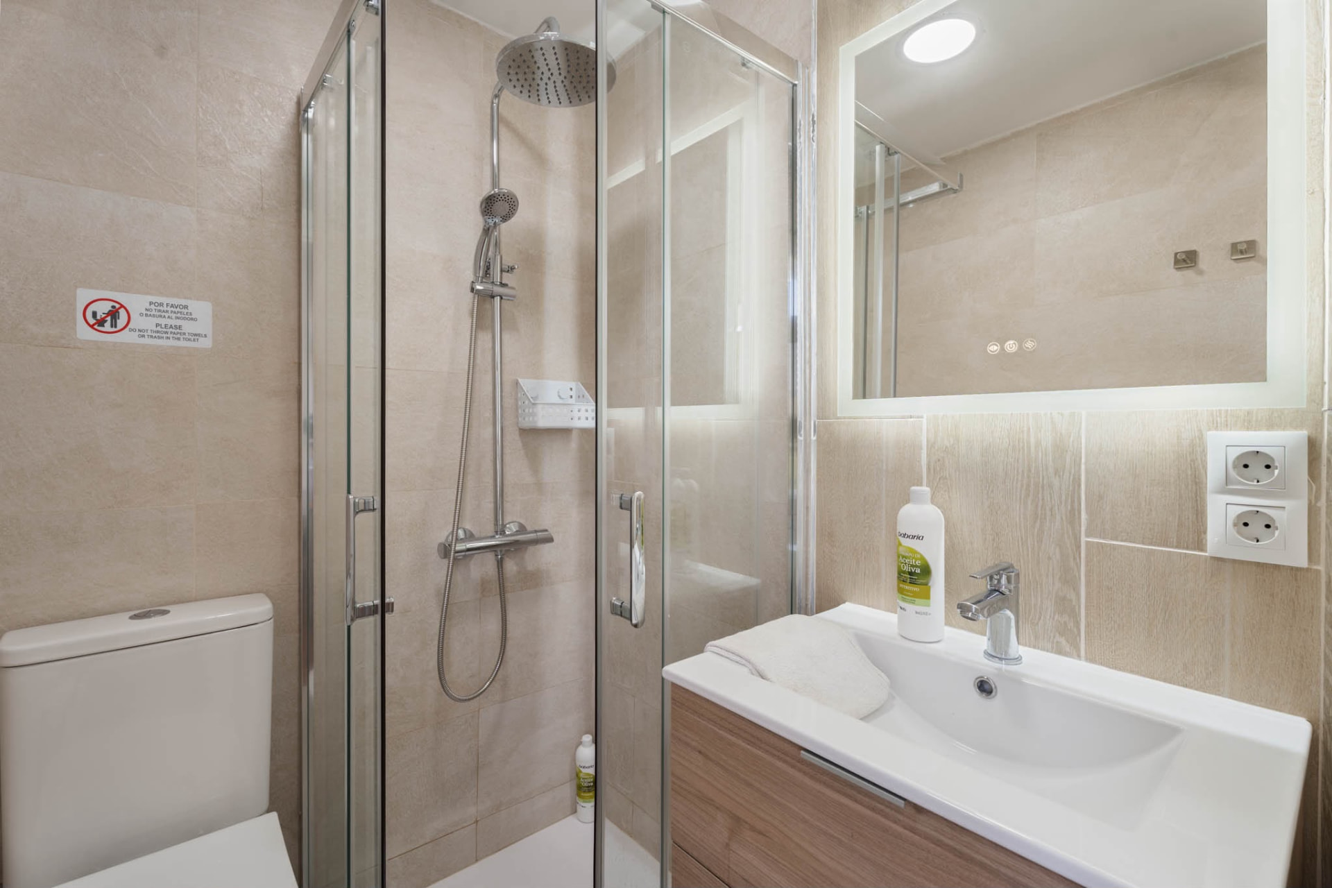 Moderne badkamer met inloopdouche